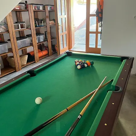 Oereghegyi Vendeghaz - On The Old Hill *